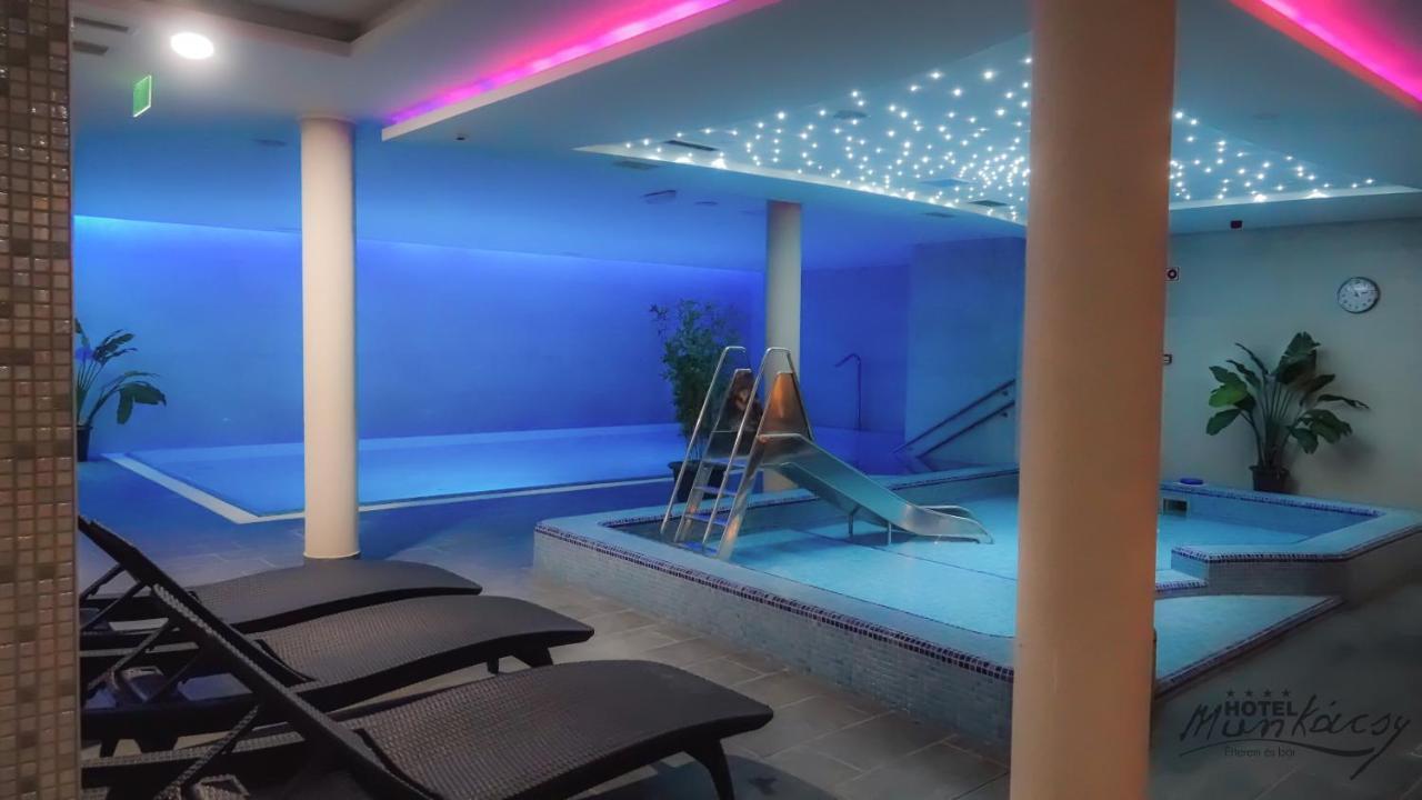 Munkacsy Hotel Bekescsaba Eksteriør billede
