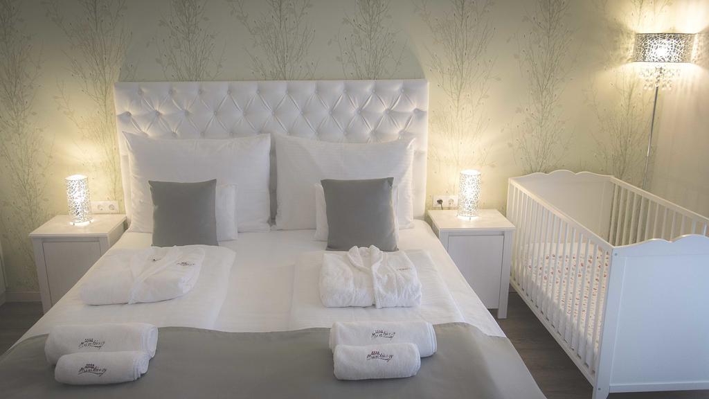 Munkacsy Hotel Bekescsaba Værelse billede